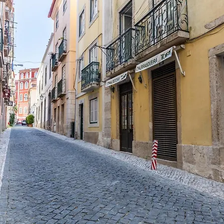 Apartment Carmo Apartment, Lisbeyond Lisbon